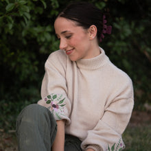 Charger l'image dans la galerie, Velvet Claw Clip - Plum