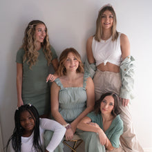 Charger l'image dans la galerie, Pearl Mini Claw Clip Set - 4 pack Pearl/Gold